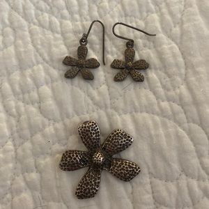 Silpada pendant and earrings